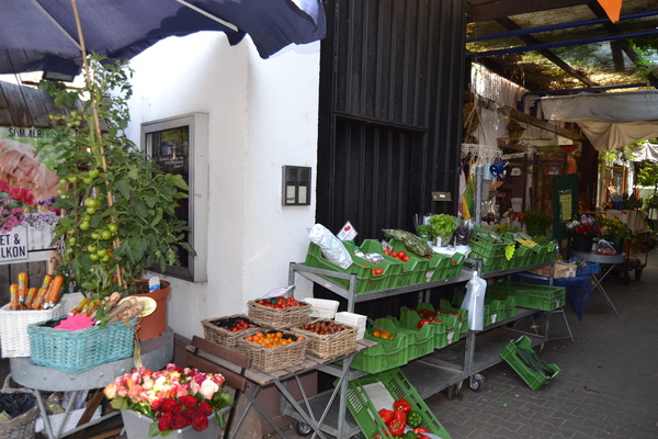 Obst und Gemüse aus regionalem Anbau bei Blumen Lang in Darmstadt Eberstadt